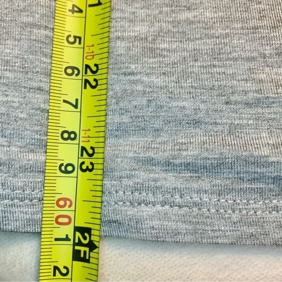 NWT Bebe Top Medium Grey Sleeveless Bebe Logo Mesh Stripe Design Rayon Spandex - Picture 11 of 13